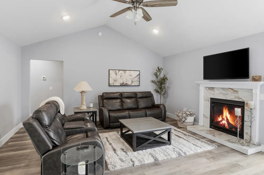 501 E Stoneridge Drive Plainwell, MI 49080