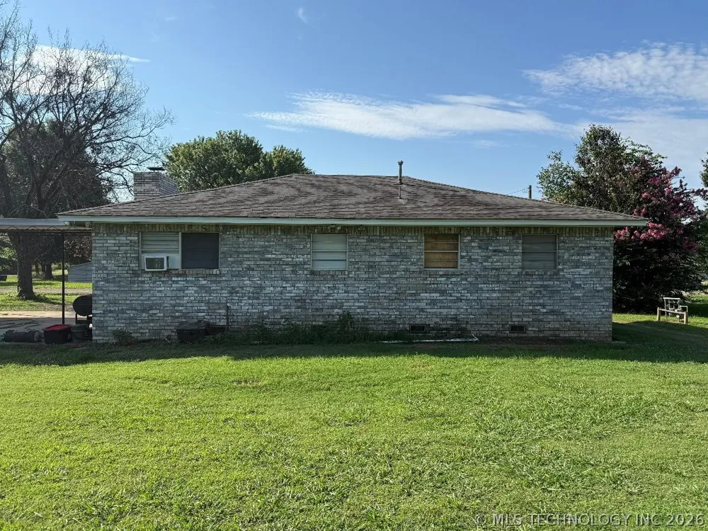 108 Stockton Avenue Keota, OK 74941