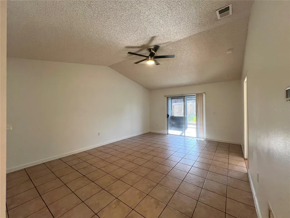 816 SLEEPY HARBOUR DRIVE Ocoee, FL 34761