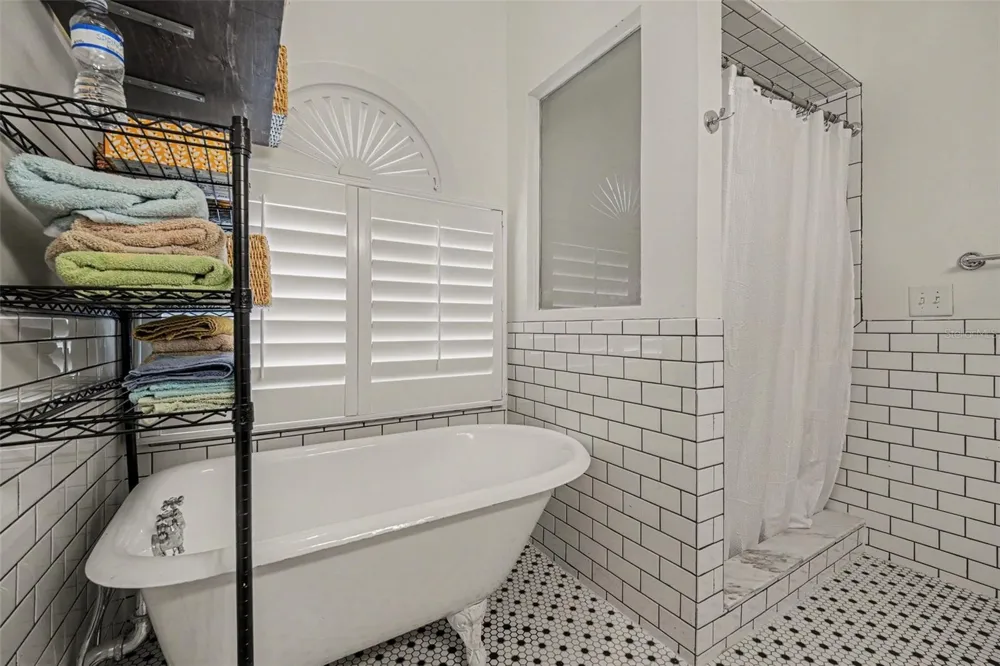 927 JAMESTOWN DRIVE Rockledge, FL 32955