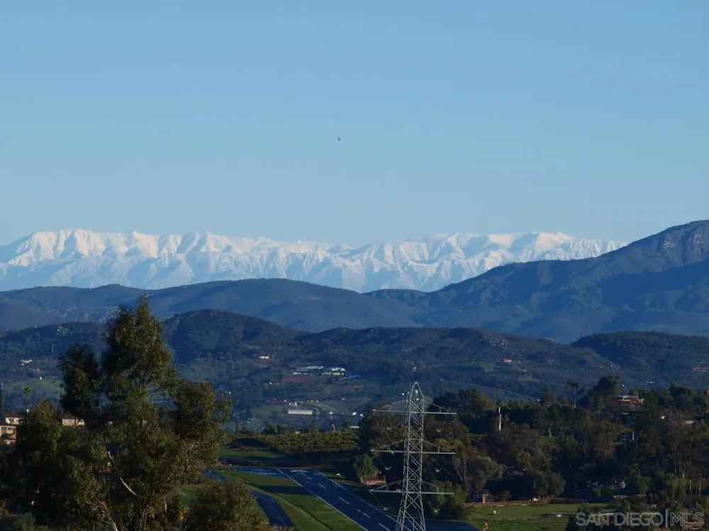 10881 Mystery Mountain Road Valley Center, CA 92082
