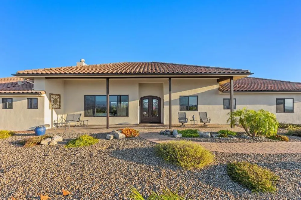 10881 Mystery Mountain Road Valley Center, CA 92082