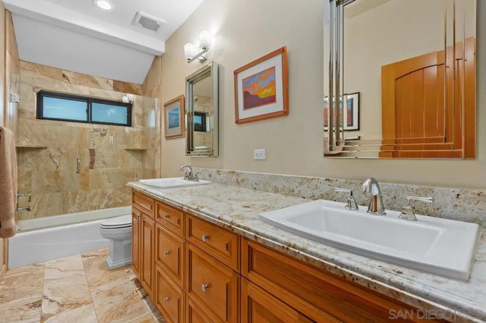 10881 Mystery Mountain Road Valley Center, CA 92082