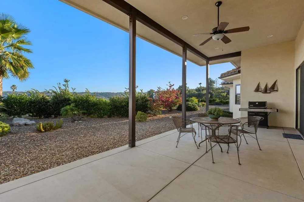 10881 Mystery Mountain Road Valley Center, CA 92082
