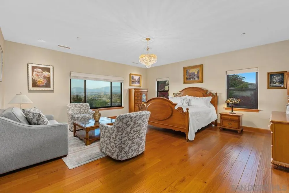 10881 Mystery Mountain Road Valley Center, CA 92082