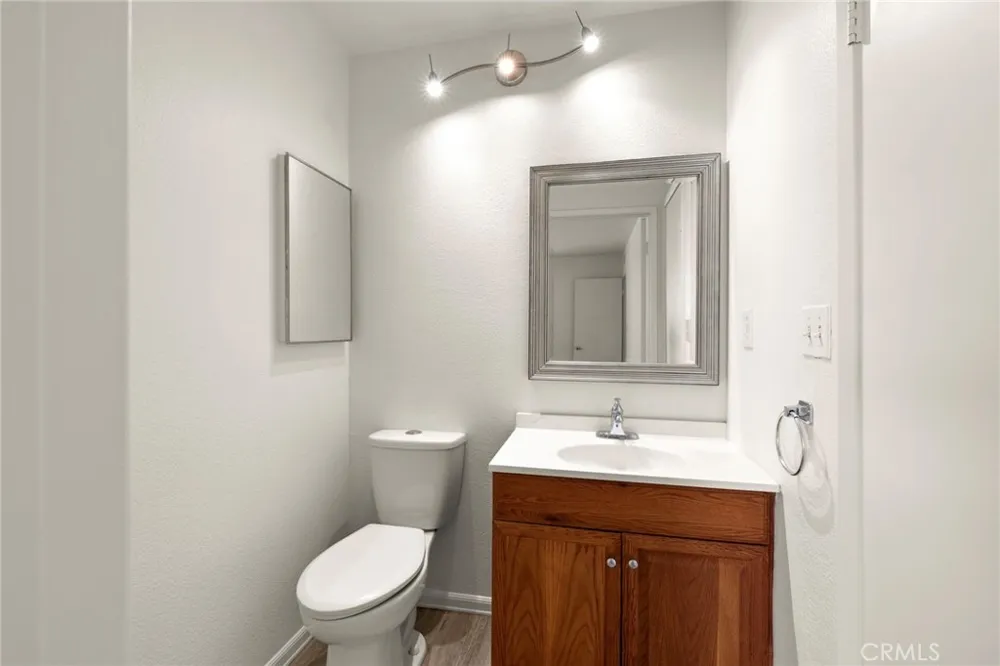 7641 Reseda Boulevard #126 Reseda, CA 91335