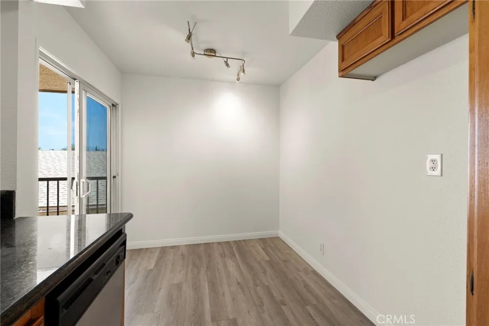 7641 Reseda Boulevard #126 Reseda, CA 91335
