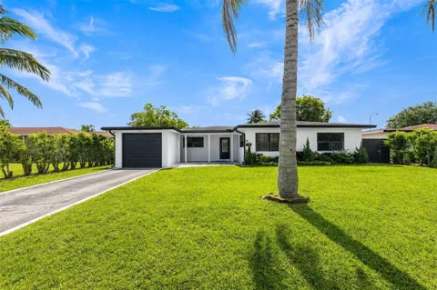 24 NW 42nd Terrace