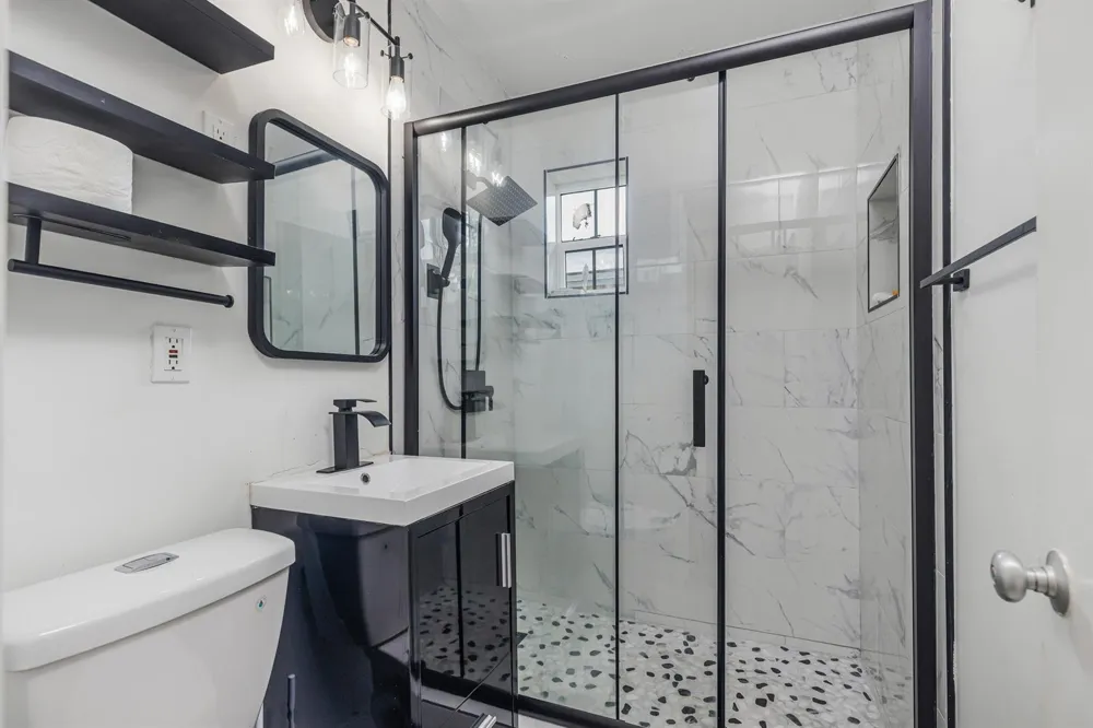 24 NW 42nd Terrace Plantation, FL 33317