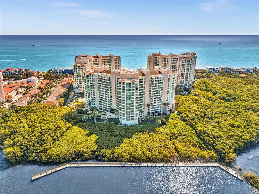 3720 S Ocean Boulevard #207 Highland Beach, FL 33487