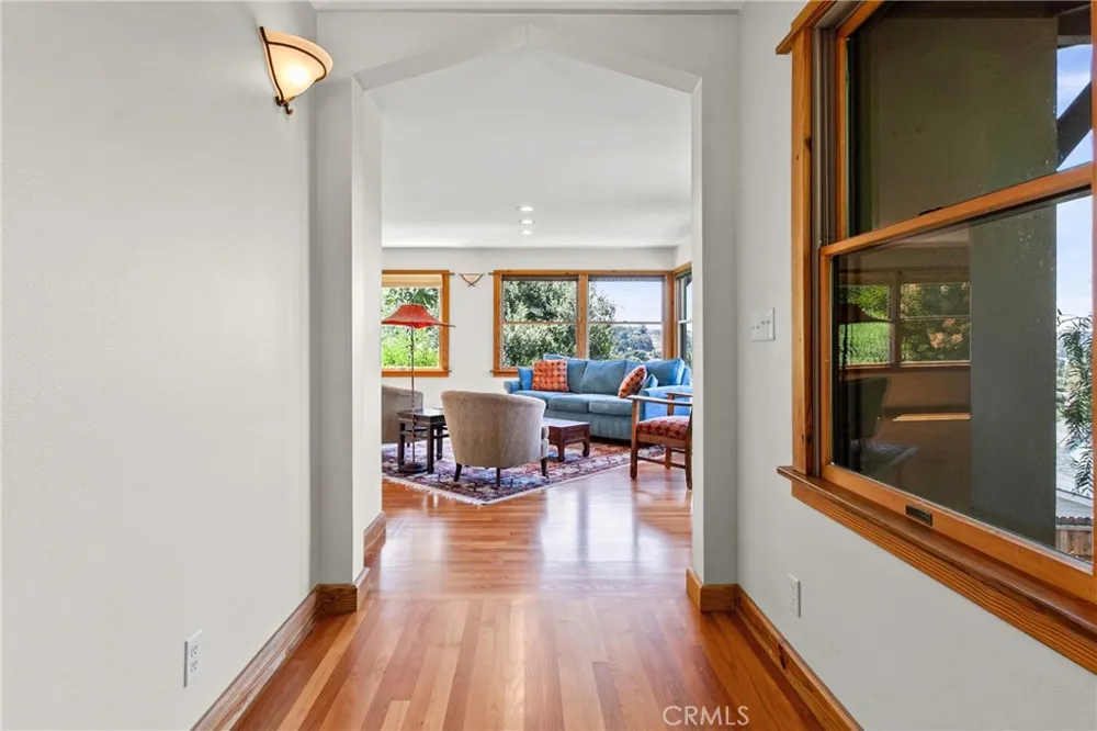 562 Crown Hill Street Arroyo Grande, CA 93420