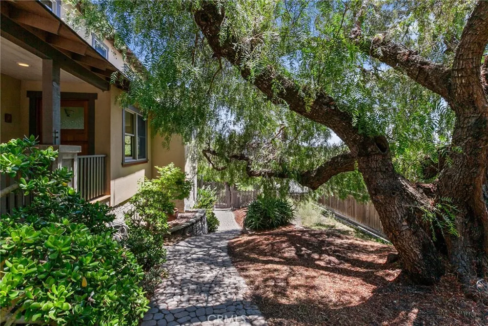 562 Crown Hill Street Arroyo Grande, CA 93420