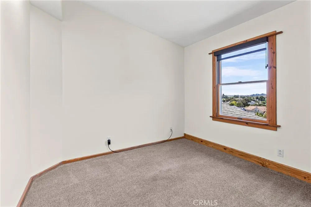 562 Crown Hill Street Arroyo Grande, CA 93420