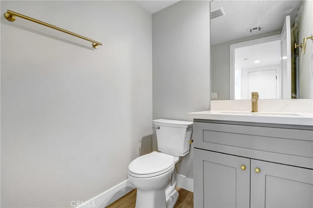 16385 Valencia Avenue #2 Fontana, CA 92335