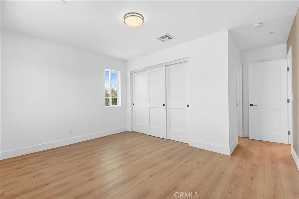 16385 Valencia Avenue #2 Fontana, CA 92335