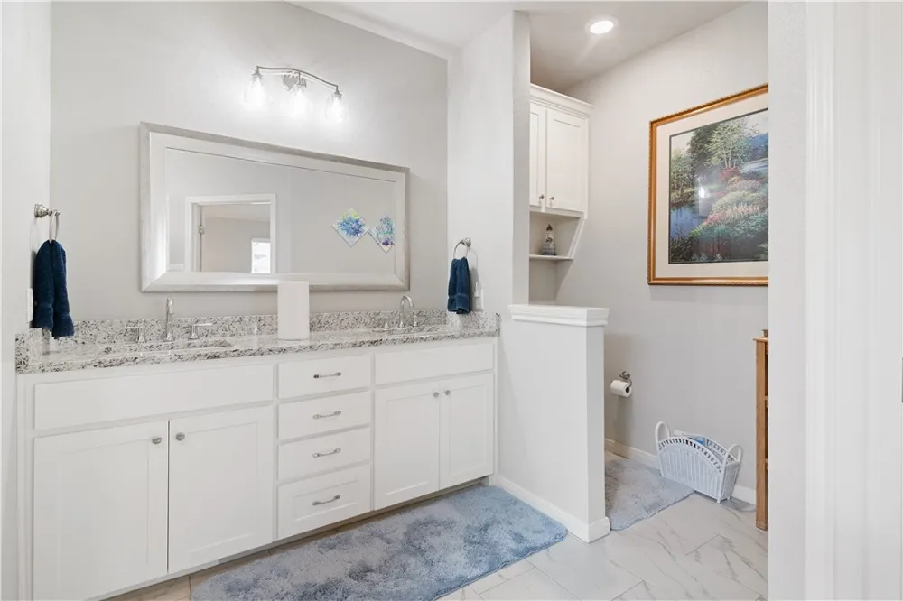 422 Travis Drive McGregor, TX 76657