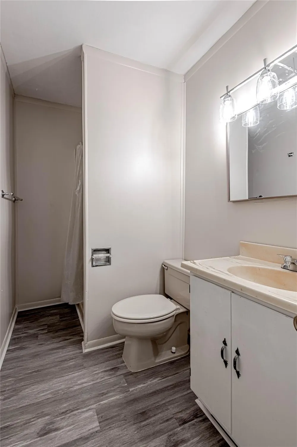 1312 16th Street Huntsville, TX 77340