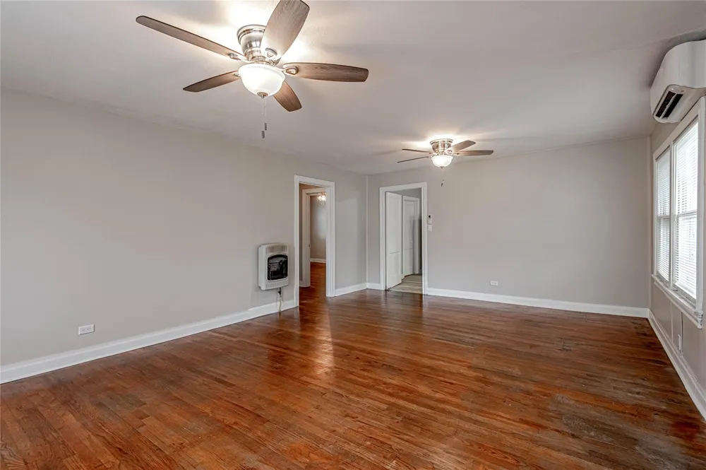 1312 16th Street Huntsville, TX 77340