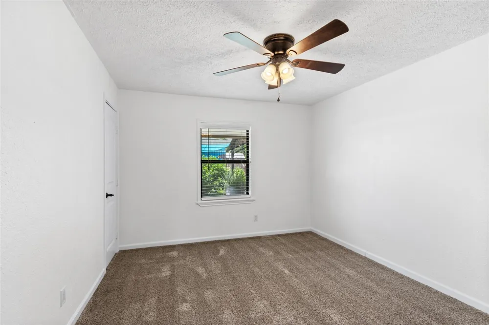 16815 Avenue A Channelview, TX 77530