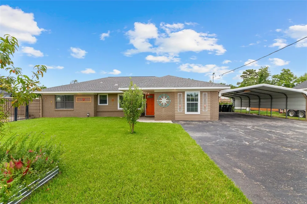 16815 Avenue A Channelview, TX 77530