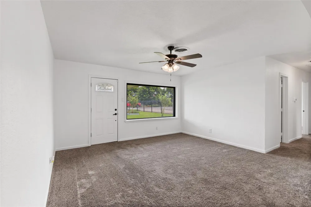 16815 Avenue A Channelview, TX 77530