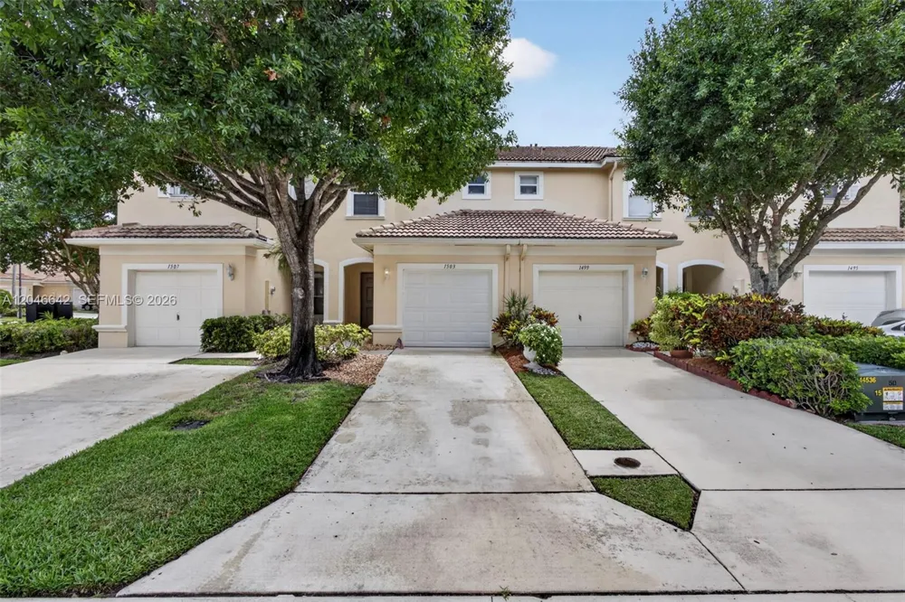 1503 New Castle Ter Wellington, FL 33414