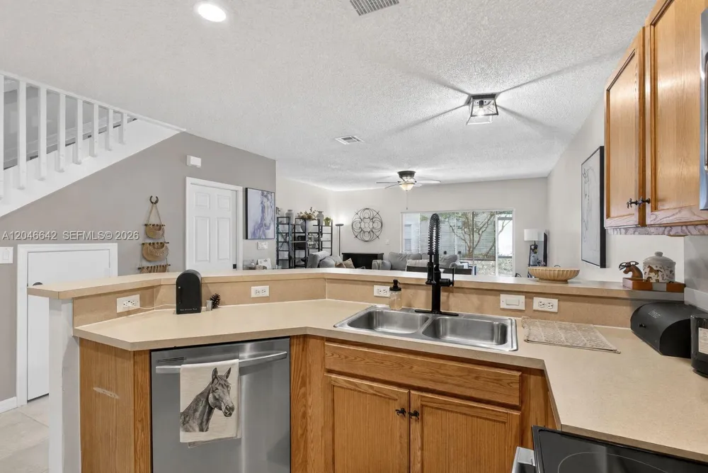 1503 New Castle Ter Wellington, FL 33414