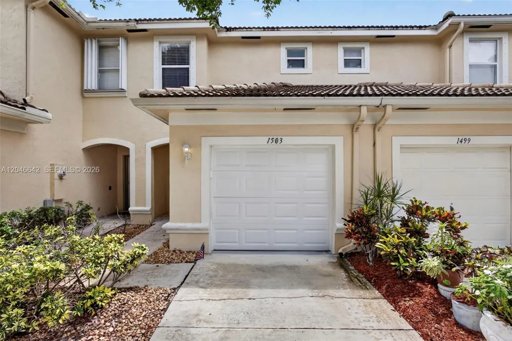 1503 New Castle Ter Wellington, FL 33414