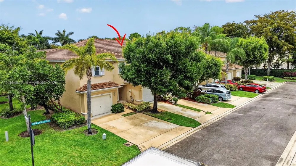 1503 New Castle Ter Wellington, FL 33414