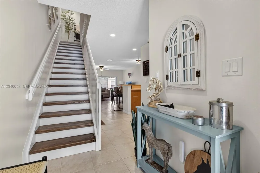 1503 New Castle Ter Wellington, FL 33414