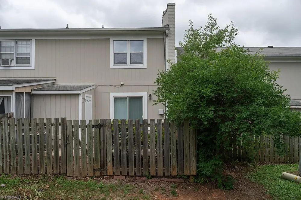 5707 Bramblegate Road #J Greensboro, NC 27409
