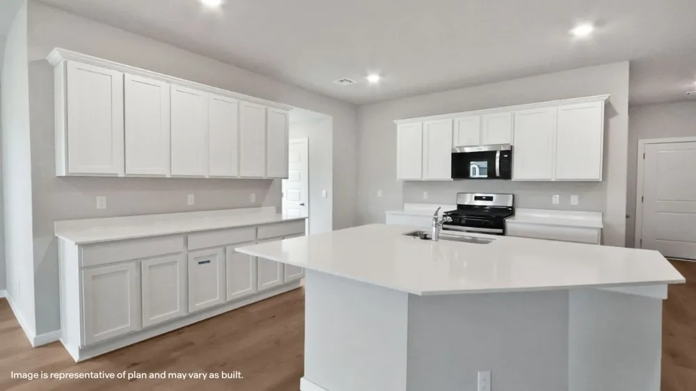 2011 E San Antonio Street Broken Arrow, OK 74011