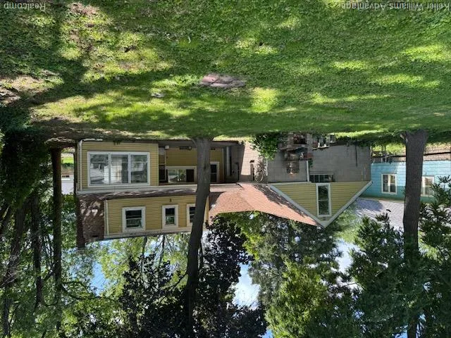 23037 Rausch Avenue Eastpointe City, MI 48021