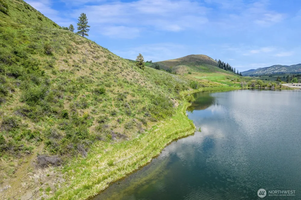 29 Heritage Rose Road Winthrop, WA 98862