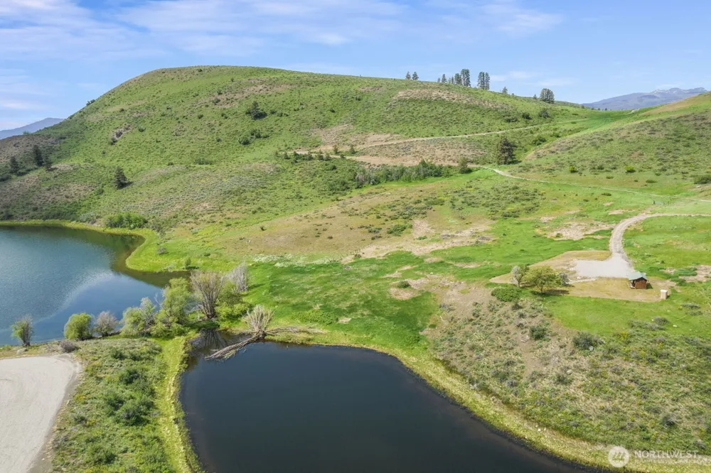 29 Heritage Rose Road Winthrop, WA 98862