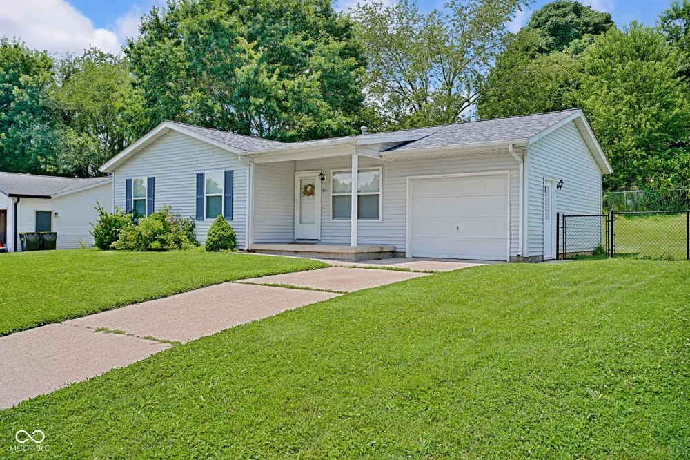 5911 S Charlie Bloomington, IN 47403