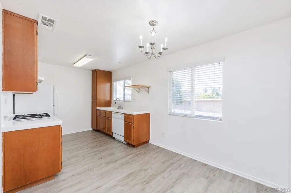 9728 Marilla #615 Lakeside, CA 92040