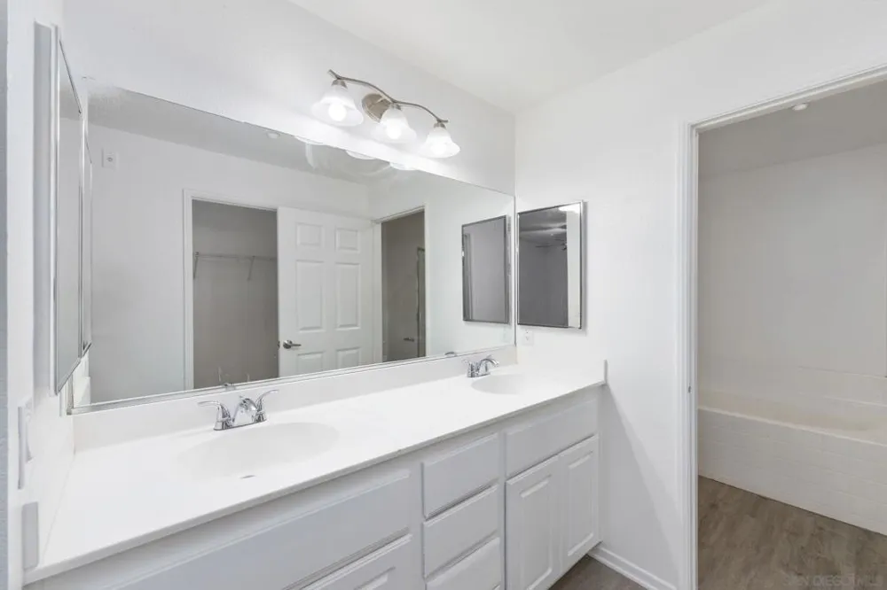 9728 Marilla #615 Lakeside, CA 92040