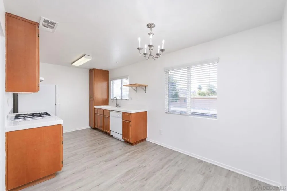 9728 Marilla #615 Lakeside, CA 92040
