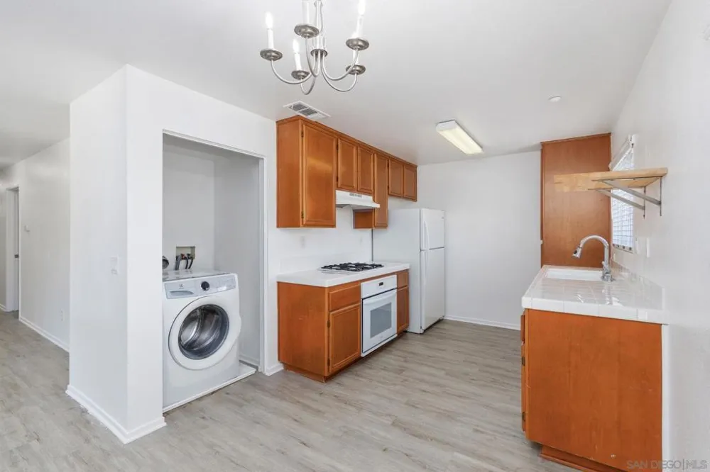 9728 Marilla #615 Lakeside, CA 92040