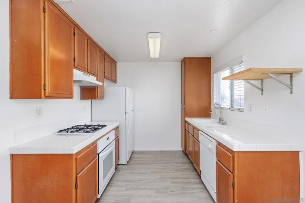 9728 Marilla #615 Lakeside, CA 92040
