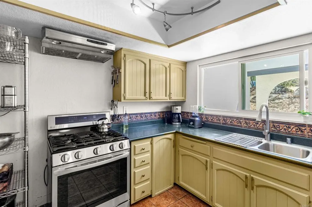 3340 Skytrail Ranch Road Jamul, CA 91935