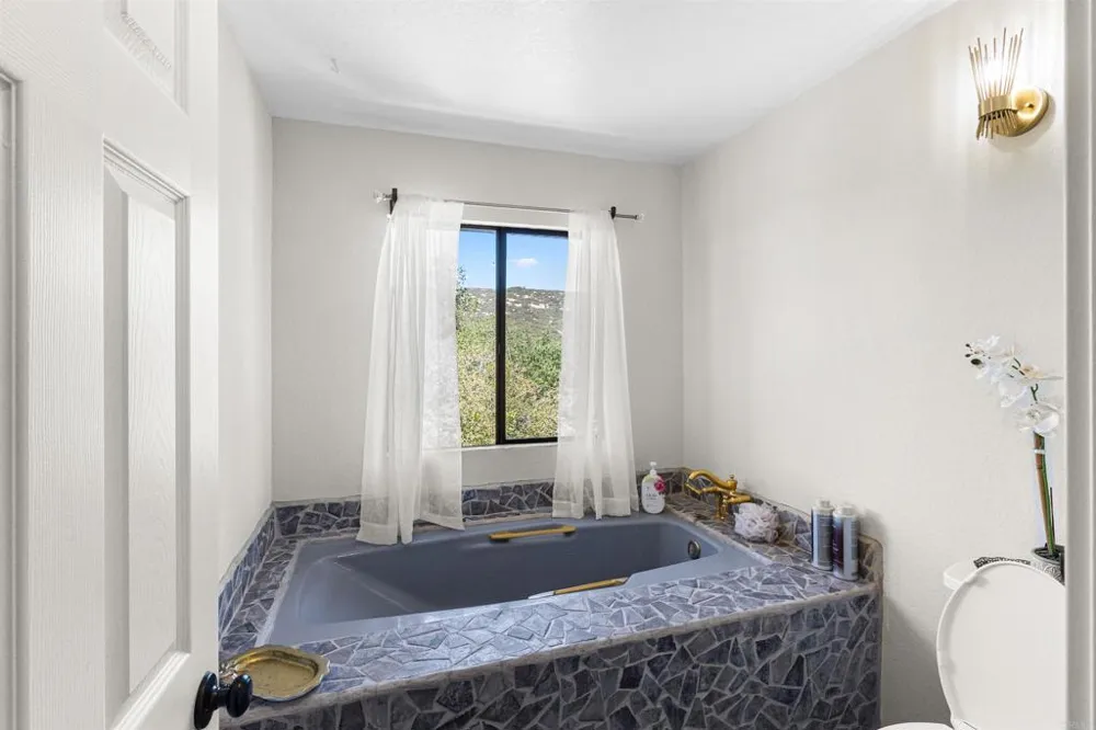3340 Skytrail Ranch Road Jamul, CA 91935
