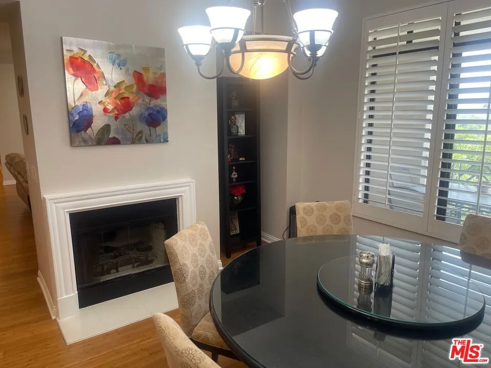 5625 Crescent Parkway #106 Playa Vista, CA 90094