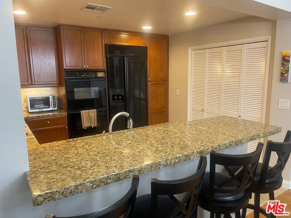 5625 Crescent Parkway #106 Playa Vista, CA 90094