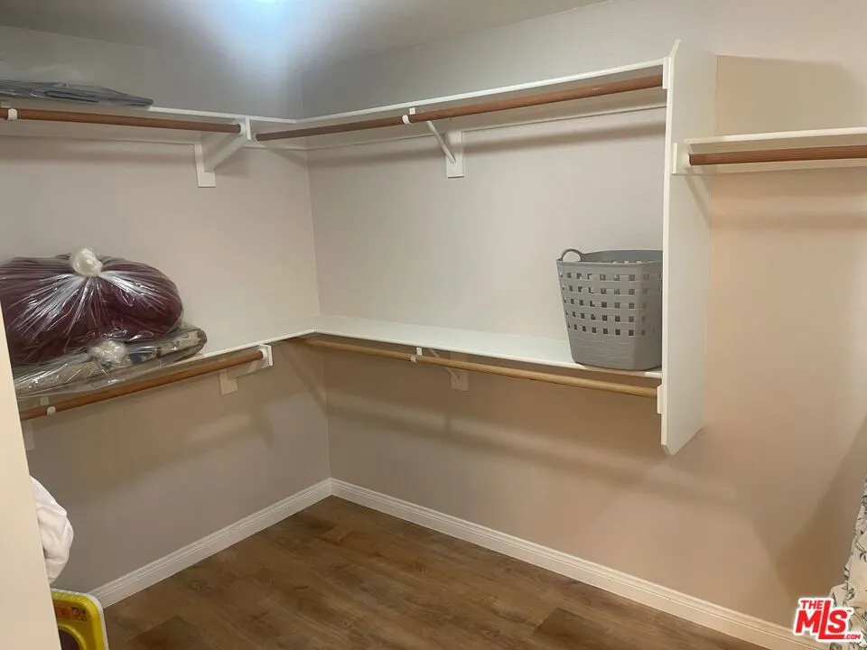 5625 Crescent Parkway #106 Playa Vista, CA 90094