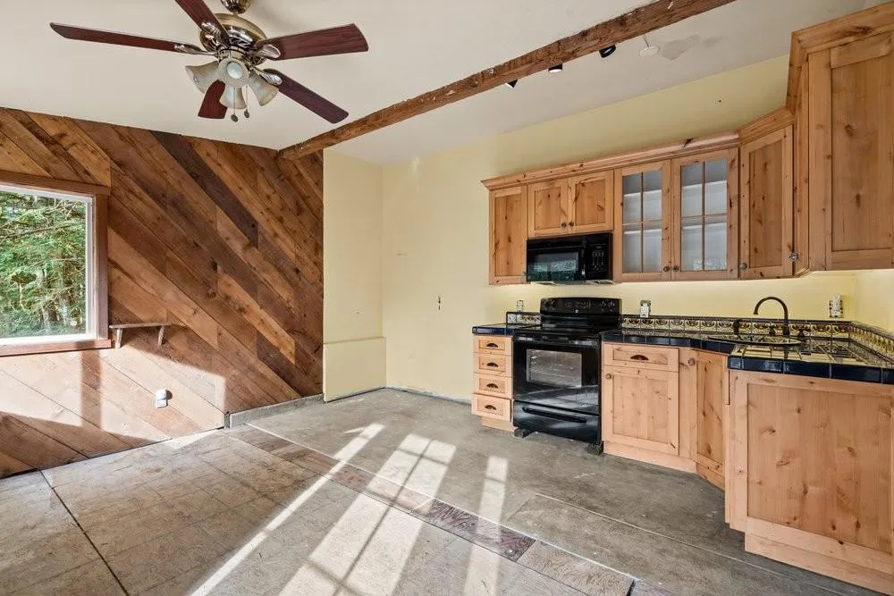 10188 Lake Boulevard Felton, CA 95018