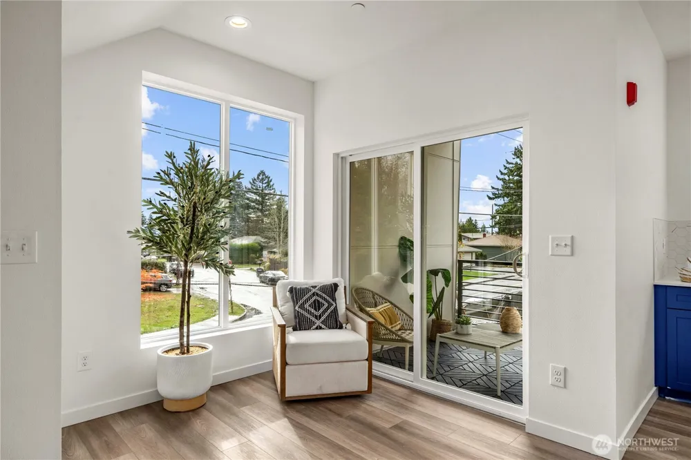 11548 17th Circle SW Burien, WA 98146