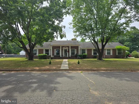104 CHARLOTTE AVENUE