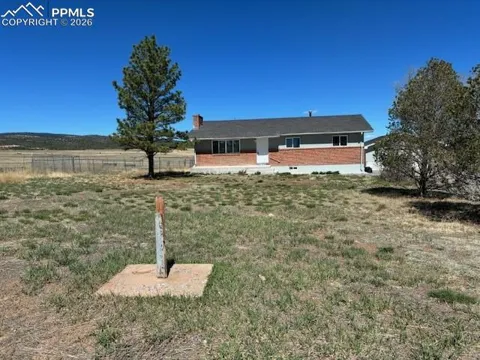 7821 W Highway 78